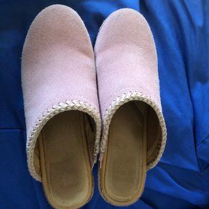 FRYE and CO. Pink suede clog